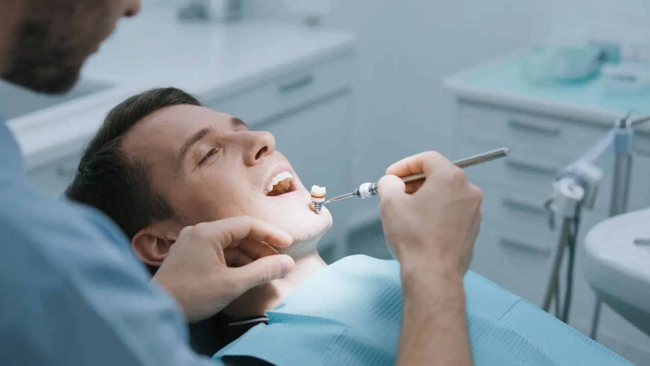 Innovations in Dental Implants with Straumann Roxolid