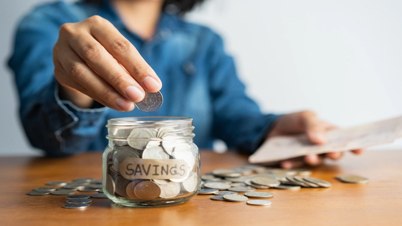 Uncover the Top High-Interest Savings Accounts of the Year – Maximize Your Returns!